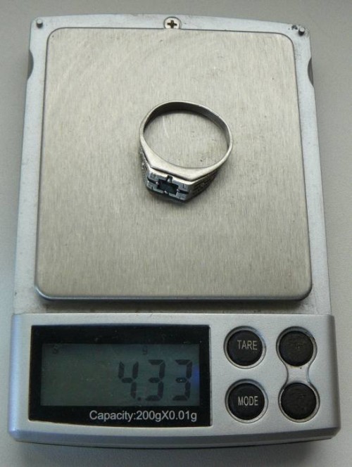 перстень 4,33 с черной вст вес