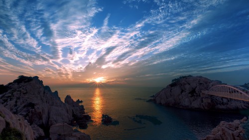 beautiful-sunrise-view-ae-5120x2880.jpg