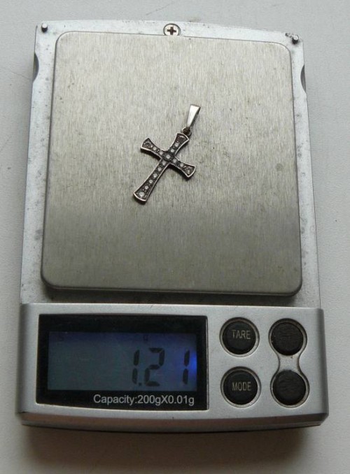 крестик со вставками 1,21гр вес