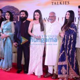 Photos-Aishwarya-Rai-Bachchan-Mani-Ratnam-and-others-snapped-at-PS-1-press-conference-in-New-Delhi-4