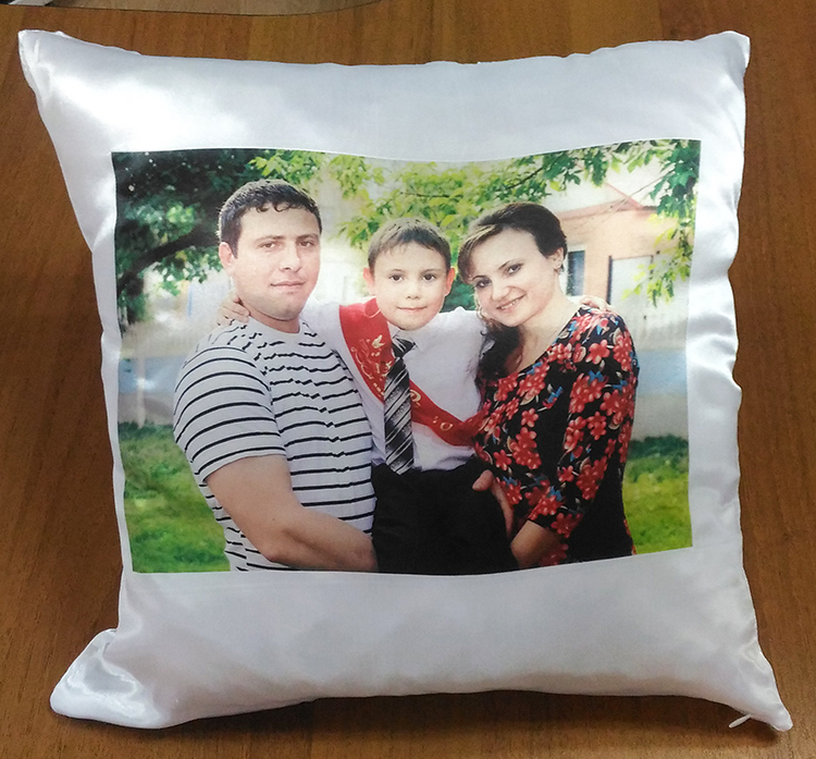 Фото на подушке на заказ москва фото